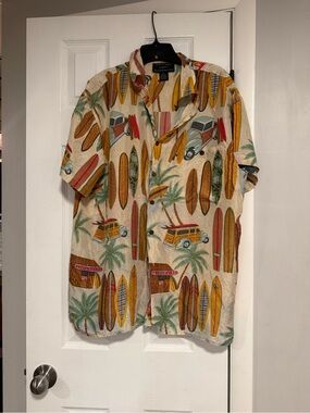 Vintage Silk Traders Hawaii Surf Shirt Silk Aloha Shirt Medium Surfboards Beach